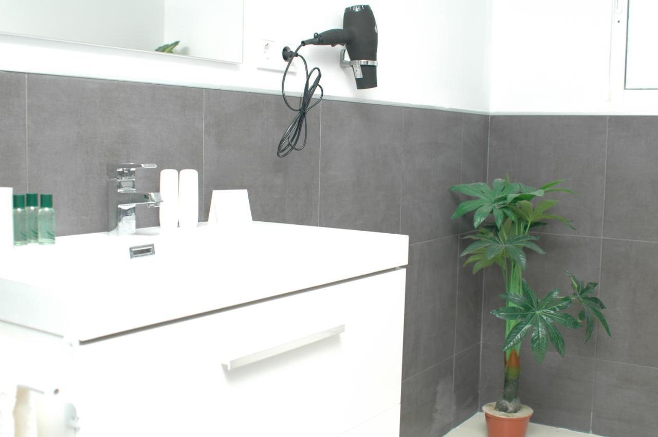 Jingtu Wellness & Spa B&B Comares Eksteriør bilde